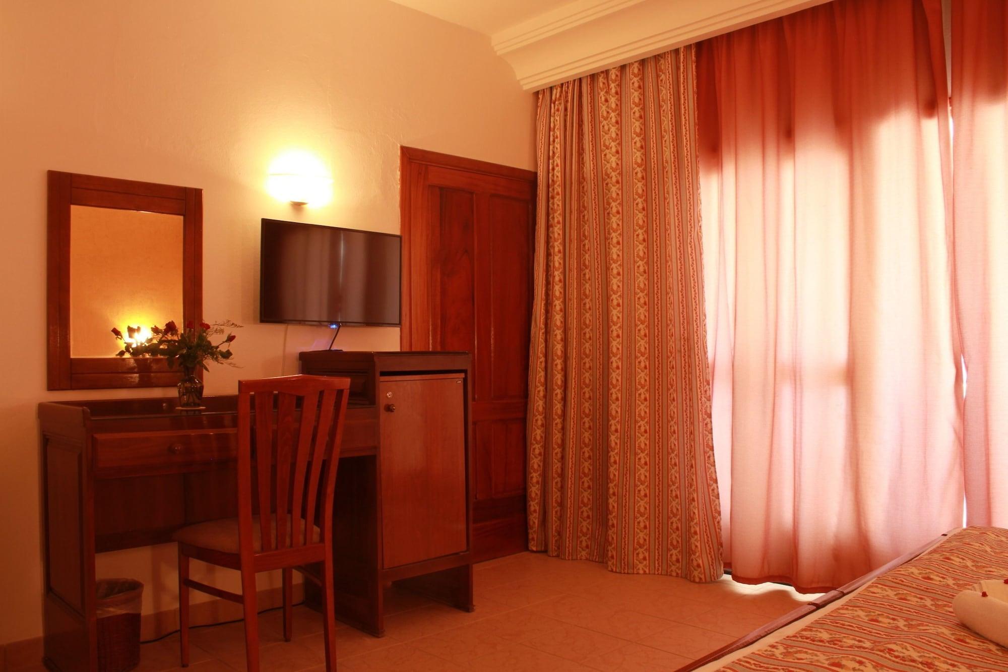 Le Grand Hotels Des Thermes メズライア エクステリア 写真